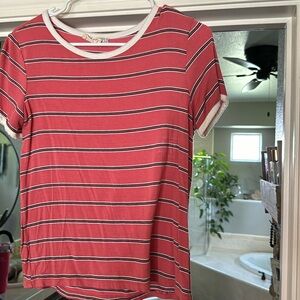 Women’s or juniors t shirt